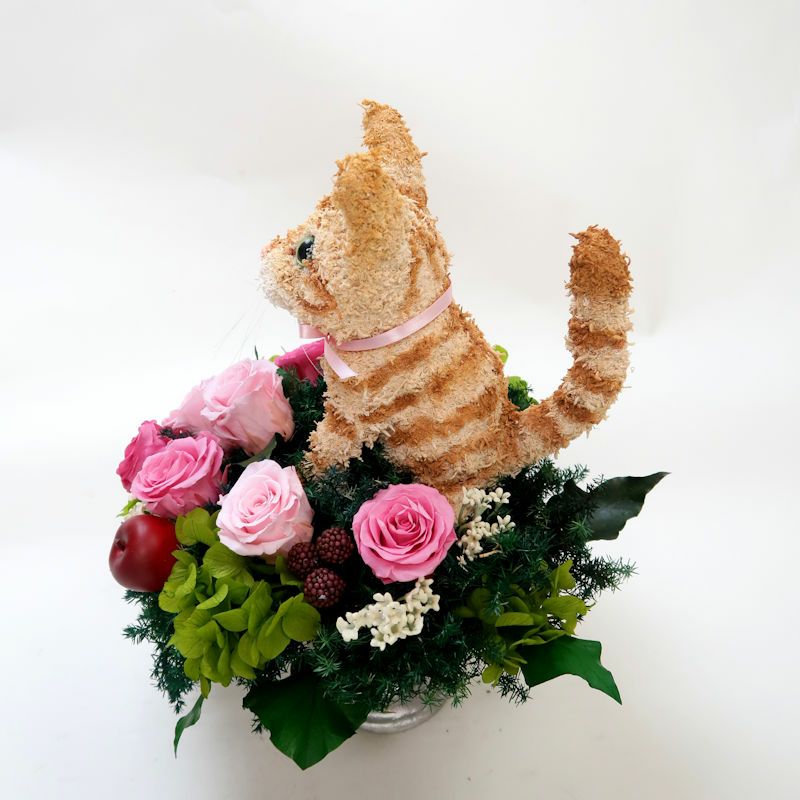 猫　プリザーブドフラワーアレンジ