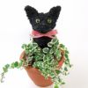 黒猫トピアリー鉢植え